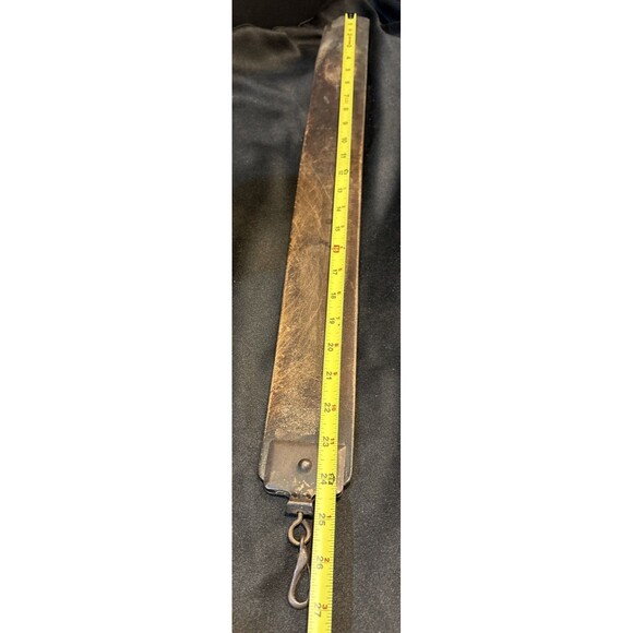 Antique Barber Shop 24” Thick Strop Blade Sharpening Leather & Metal Hardware - Picture 9 of 13